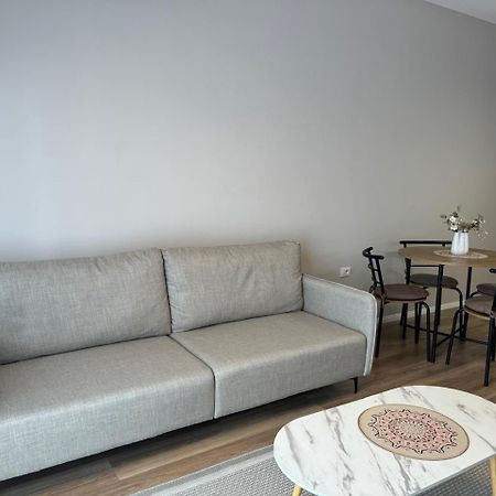 Olivia House Apartment Yzberishti Екстериор снимка
