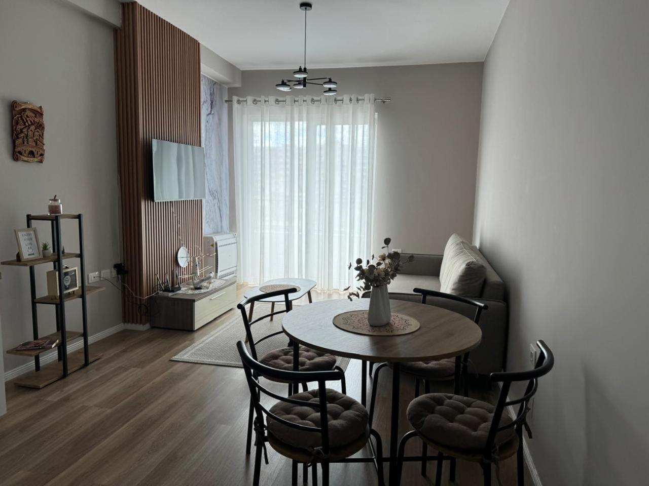 Olivia House Apartment Yzberishti Екстериор снимка